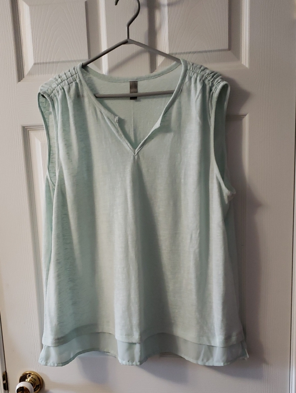 Denver Hayes Mint Pleated-Shoulder Layered-Hem Tank